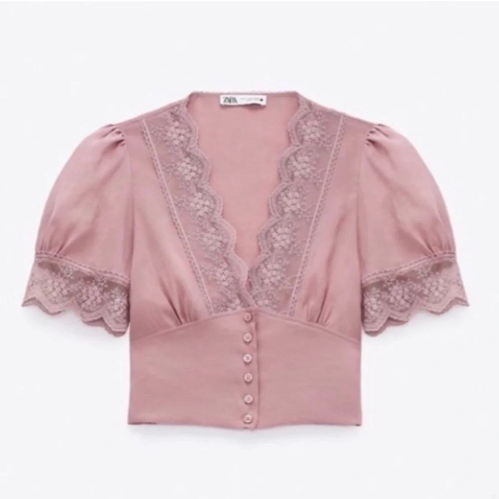 CONTRAST LACE V-NECK PUFF SLEEVES BLOUSE